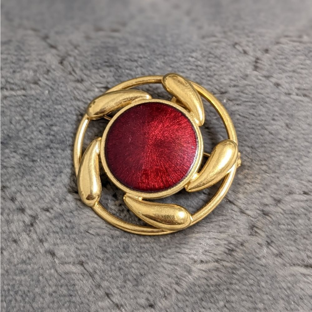 Vintage 1960's Goldtone & Red Enamel Circle Brooche/Pendant - Picture 5 of 7